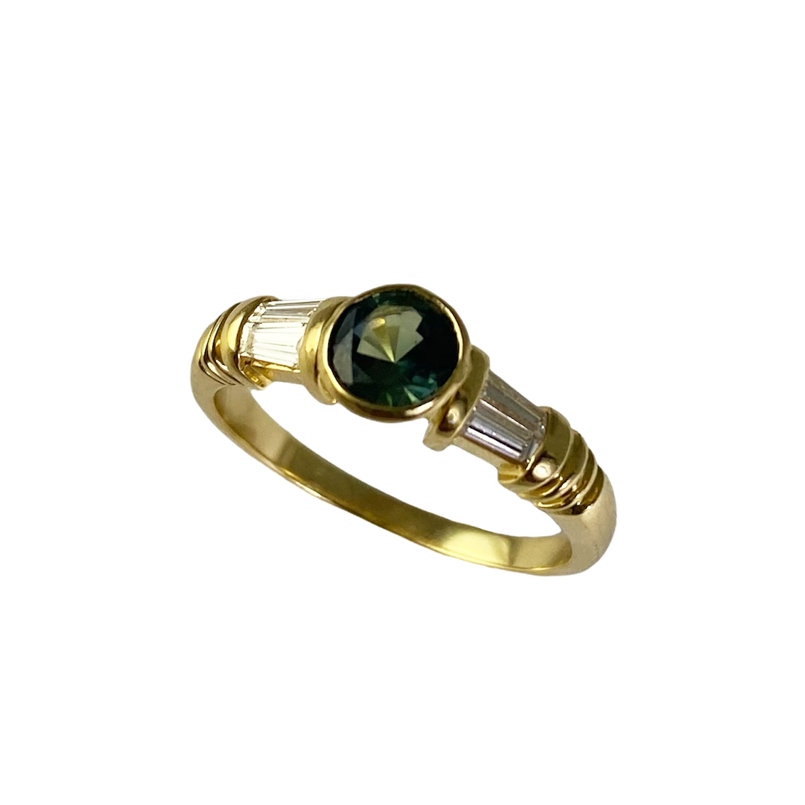 18ct. Yellow Gold, Green Sapphire and diamond ring